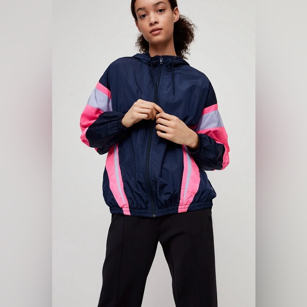 Aritzia Tna McSweeney Anorak Windbreaker Jacket (SZ L)